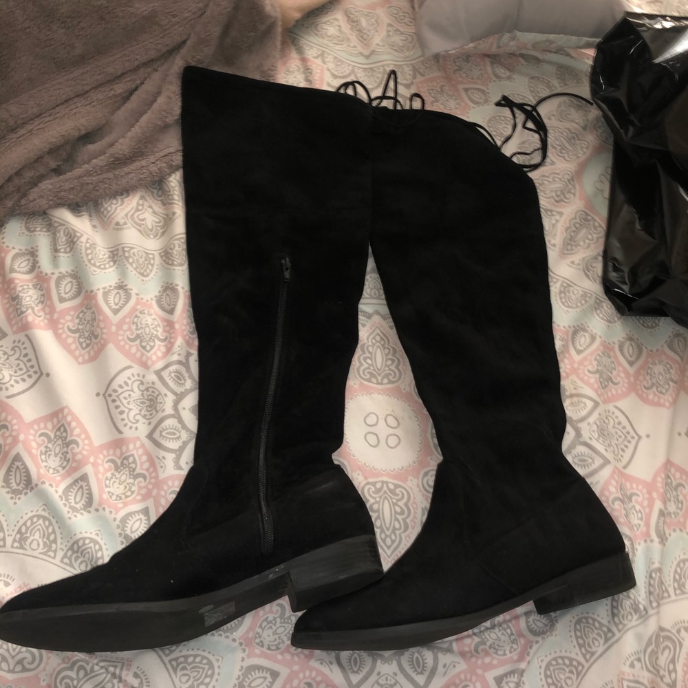 Long boots - Picture 2 of 2